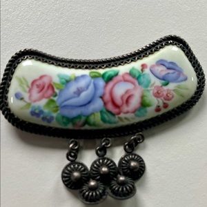 NEW VINTAGE ENAMEL  FINIFT PIN/BROOCH FLIGREE FAME made in RUSSIA